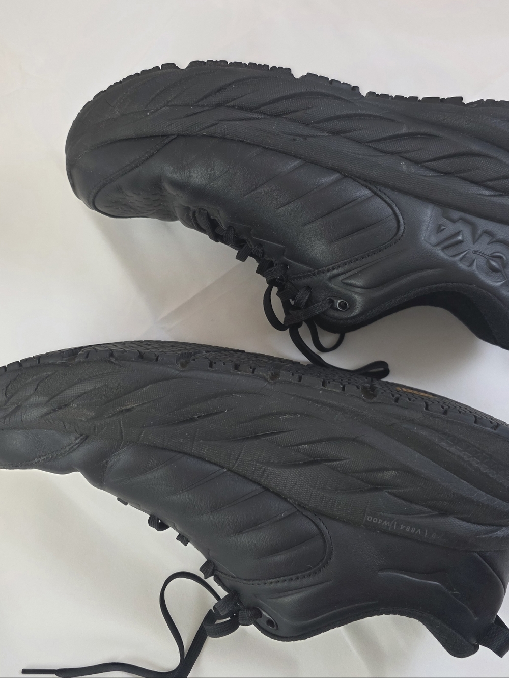 Hoka One One Men's Black Low-Top Lace Sneakers - Picture 10 of 12